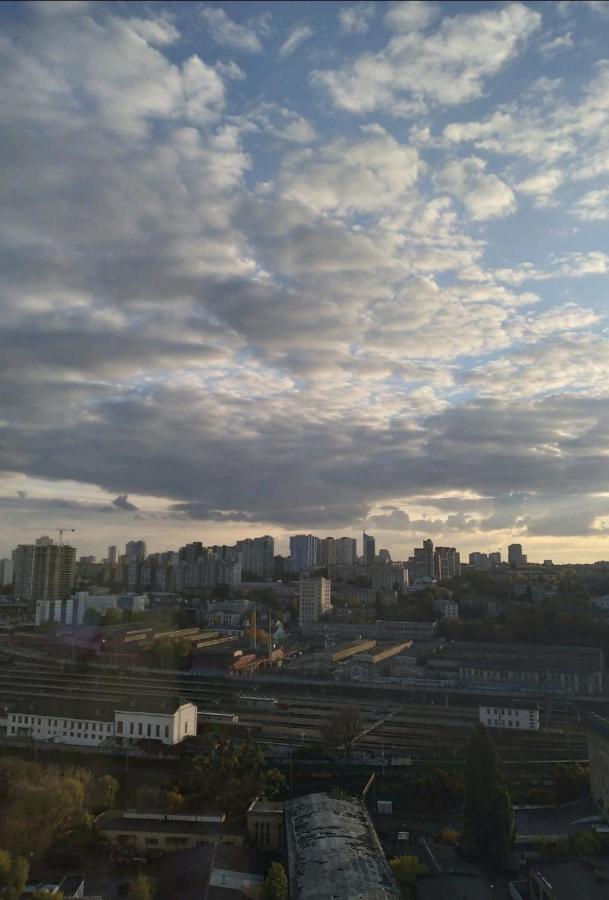 Viktory 5 B, Apartments Kijev Kültér fotó