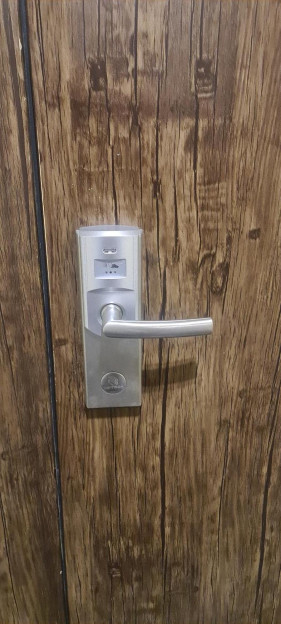 Viktory 5 B, Apartments Kijev Kültér fotó